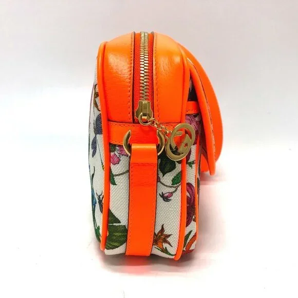 GUCCI Black Leather Shoulder Bag - Picture 3 of 15